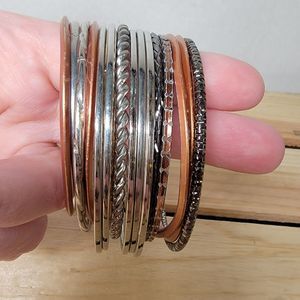 Set of 16 Metal Bracelets (costume jewelry)